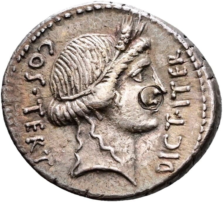 RRC | 467/1b | Denarius Serratus | RRC 467/1b — Obverse