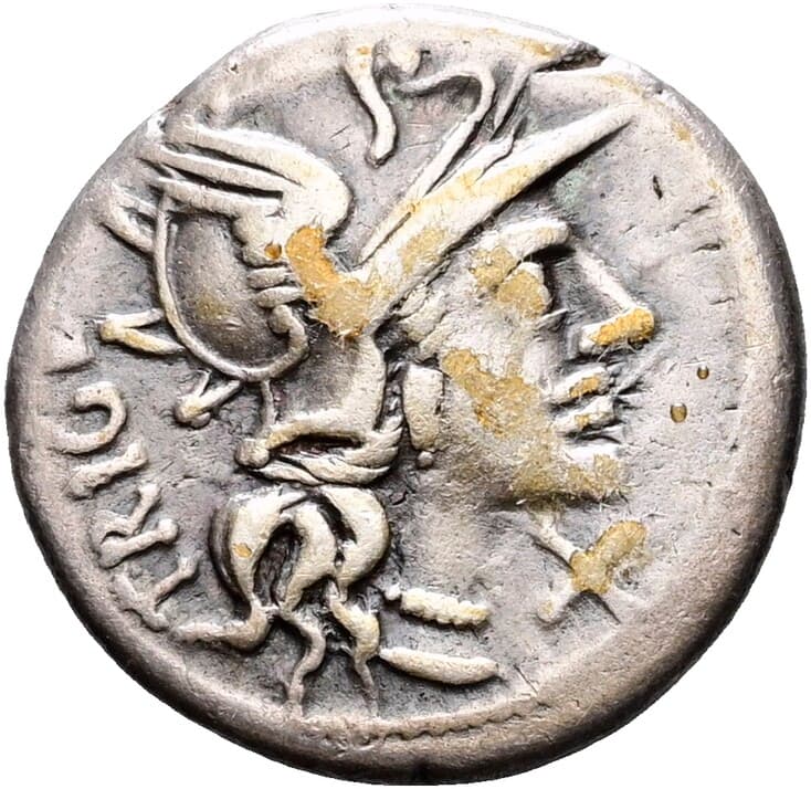 RRC | 240/1b | Denarius Serratus | RRC 240/1b — Obverse