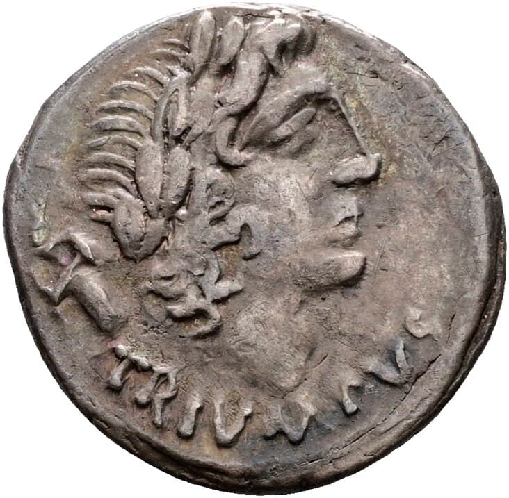 RRC | 472/2 | Denarius Serratus | RRC 472/2 — Obverse