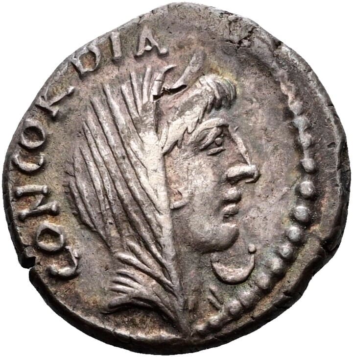 RRC | 494/42c | Denarius Serratus | RRC 494/42c — Obverse